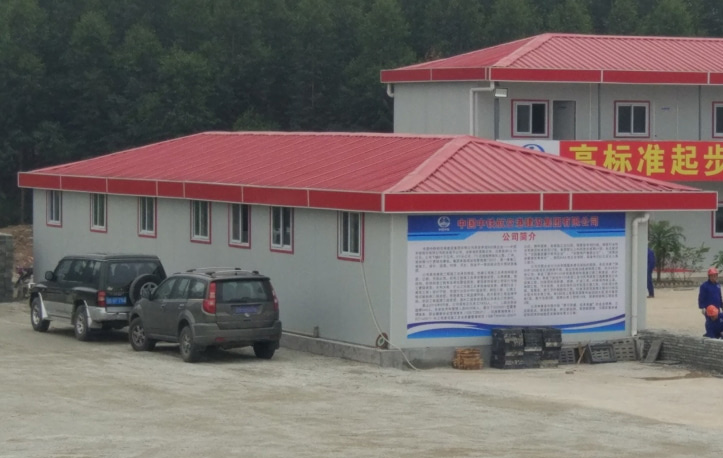 ���غ��A���(d��ng)�巿